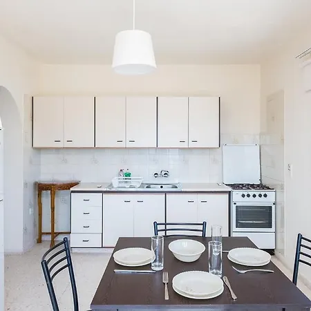 公寓 Artisan Homes # Warm Heart 帕拉利米尼